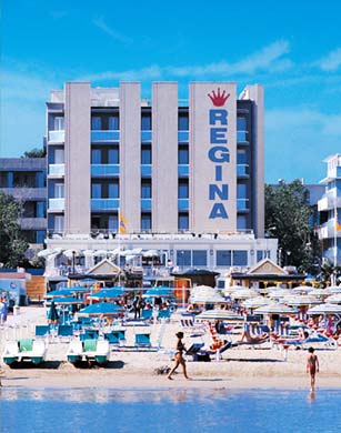 Das Hotel vom Strand gesehen